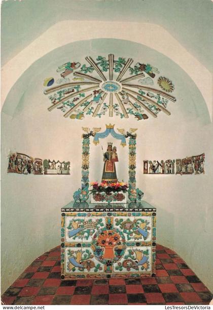 [-15%] BELGIQUE - Nodebais - Chapelle Gosin -  N.D du Bon Secours et autel - Colorisé - Carte postale