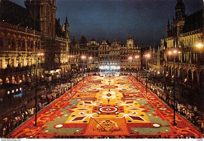 CPM - BRUXELLES - Grand'Place - Tapis de fleurs la nuit