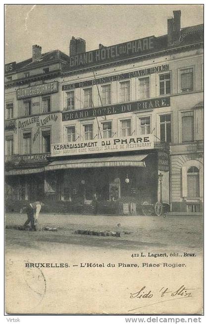 Bruxelles : L'Hotel du phare , place Rogier  (  klein scheurtje bovenaan links )