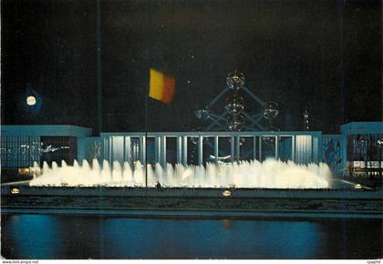CPM Place et portique de beligique la nuit Bruxelles  Exposition unverselle de 1958