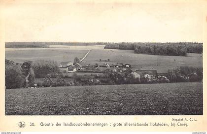 Belgique - CINEY (Namur) Grandes fermes isolées