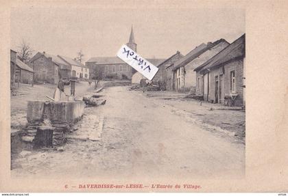 Daverdisse - L' entrée  du village
