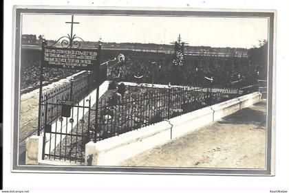 Fotokaart - Halen - Kerkhof (gesneuvelden 1914).