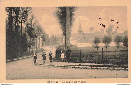 Belgique - Berloz - Le centre du viillage - Edit. Henri Kaquet - Animé - Vélo - Clocher - Carte Postale Ancienne