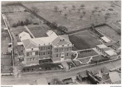 Crehen - Home Loriers - & air view