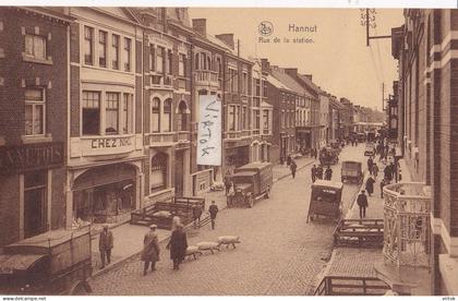 HANNUT :  rue de la station ( 1923 avec timbre )  old cars
