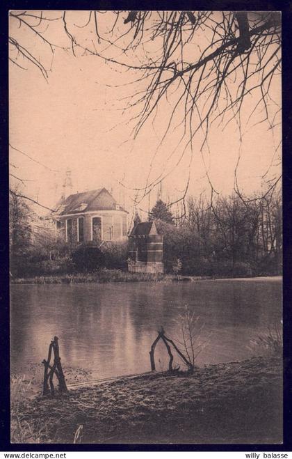 +++ CPA - HOEGAARDEN - HOUGAERDE près Tirlemont - Pensionnat - Chapelle   //