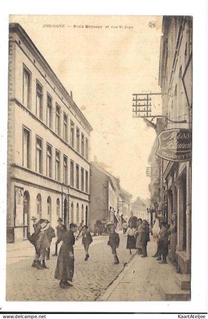 Jodoigne - Ecole Moyenne et rue St Jean.