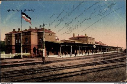 CPA Herbesthal Lontzen Wallonien Lüttich, Bahnhof, Gleisseite, Dampflok