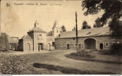 CPA Hoesselt Hoeselt Flandern Limburg, Institut St. Joseph, Cour d'entree