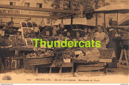CPA BRUXELLES MARCHE STE CATHERINE MARCHANDE DE FRUITS