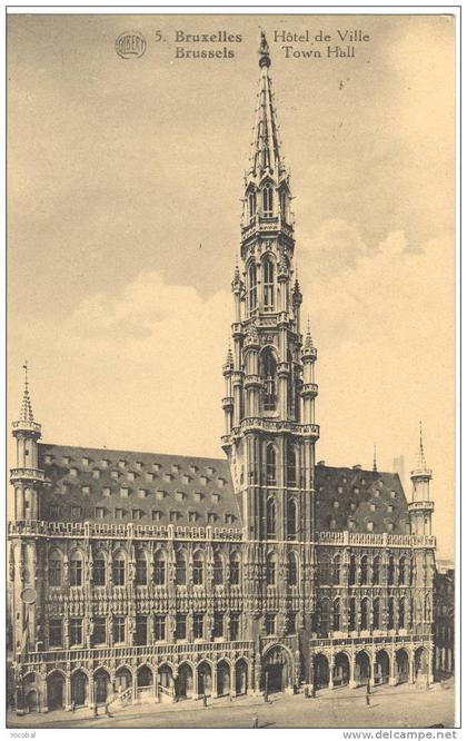 cp , BRUXELLES , Monuments , Edifices , Hôtel de Ville , voyagée 1932