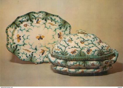 CPM Bruxelles Musees Royaux d'Art et d'Histoire Faience de Bruxelles a Decor Vert de Cuivre XVIIIe Siecle