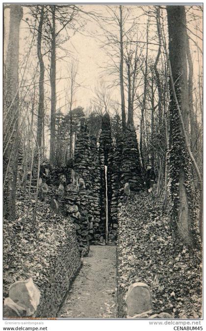 Belgique - FLANDRE ORIENTALE - RENAIX - Fontaine des geants