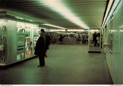 [-15%] BELGIQUE - Bruxelles - Métro - Colorisé - Carte postale
