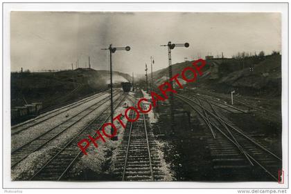 Chemin de Fer-Construction-Train-VISE-CARTE PHOTO Allemande-Guerre 14-18-1WK-BELGIQUE-BELGIEN-