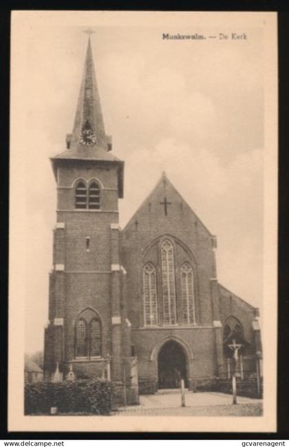 MUNKZWALM    DE KERK