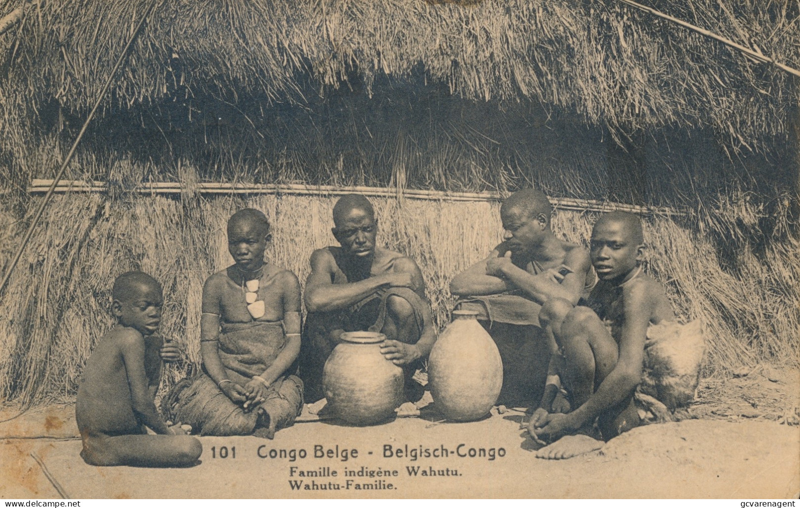 BELGISCH CONGO       FAMILLE INDIGENE WAHUTU       2 SCANS