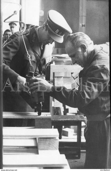 Postcard / ROYALTY / Belgique / koning Boudewijn / roi Baudouin / Haasdonk / 1971