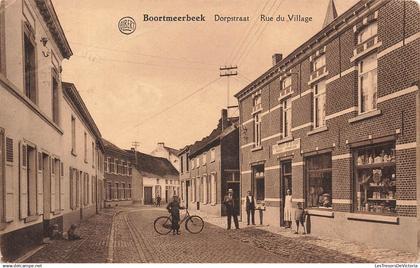 BELGIQUE - Boortmeerbeek - Dorpstraat - Rue - Village - Vélo - Transport - Bâtiment - Animé - Carte postale ancienne