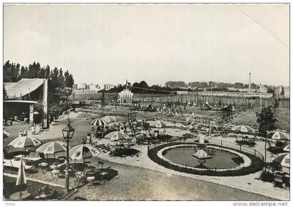 Borsbeek : Parochiecentrum -speeltuin  TYROLERHOF    (  groot formaat )