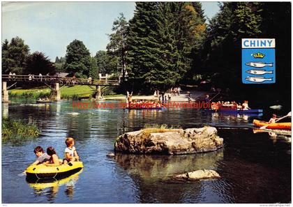 Départ pour la descente de la Semois - Chiny