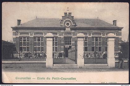+++ CPA - COURCELLES - Ecole du Petit Courcelles //