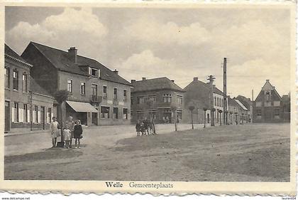 DENDERLEEUW.  WELL. GEMEENTEPLAATS. BELLE ANIMATION.