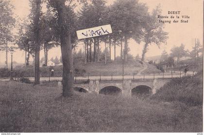 DIEST :   ingang der stad  (  zie zegel & afstempeling )