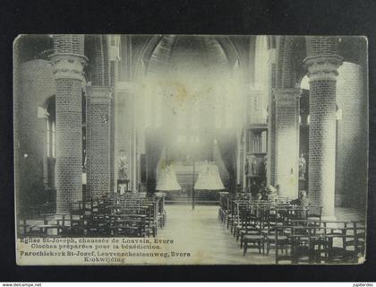 Evere Cloches préparées pour la bénédiction Eglise St-Joseph Chaussée de Louvain