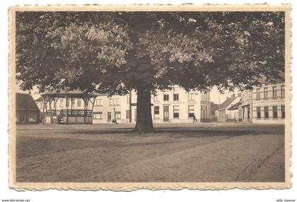 +++ CPA - EVERGEM - Dorpplaats - Nels   //