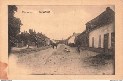 BELGIQUE - Rummen - Dorpstraat - vélo - transport - Facteurs - métier - animé - Uitg A Rietjens - Carte Postale Ancienne