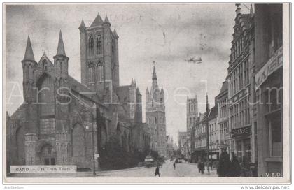 GENT / GHENT / GAND / De drie torens: de Sint-Niklaaskerk, het belfort en de Sint-Baafskathedraal