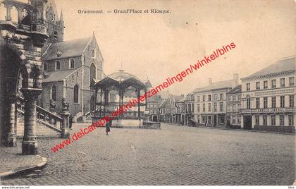 Grammont - Grand'Place et kiosque - Geraardsbergen