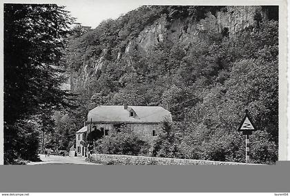 GESVES. MOZET. GOYET.  ROUTE DE LA VALLEE DU SAMSON.