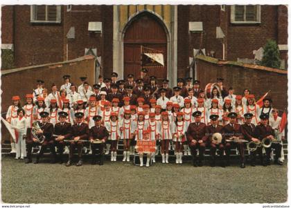 Majorettes Grace-Hollogne et l'Harmonie de  Horion-Hozémont