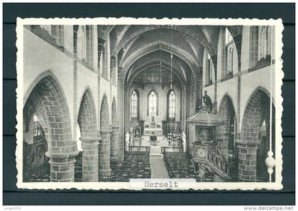 HERSELT: Binnenzicht Der Kerk, niet gelopen postkaart (Uitg Matthys) (GA19350)