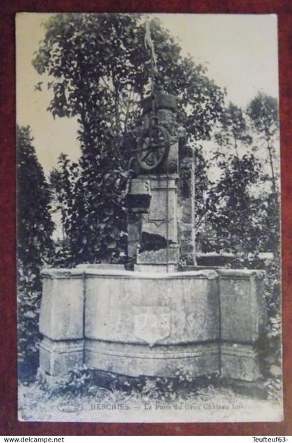 Cpa Herchies : le puits du vieux château-fort