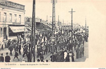 Belgique - LA LOUVIÈRE (Hainaut) Remise du Drapeau de La Postale - Restaurant