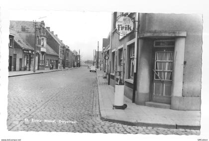 St Eloois Winkel, Dorpstraat (A18p58)