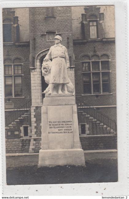 Lovendegem. Oorlogsmonument Pickery. *