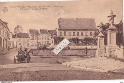 Overijse :  voorplein  (  old car )