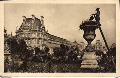 CPA Paris Le Pavillon de Marsan au Jardin des Tuileries
