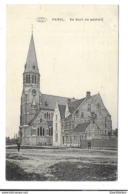 Pamel - De kerk en pastorij.