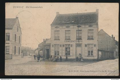 RUMST      HET GEMEENTEHUIS