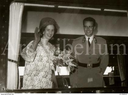 Photo card / ROYALTY / Belgique / België / roi Baudouin / reine Fabiola / Tournai / 1963 / Doornik