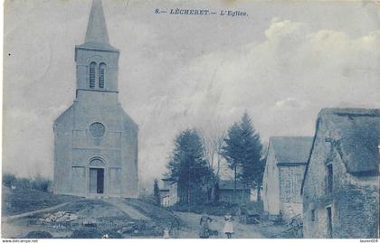 VAUX- SUR-SÛRE.   LECHERET.  L'EGLISE.    ANIMATION.jpg