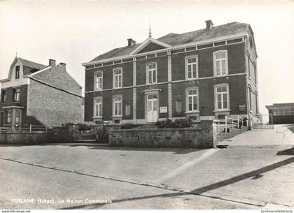 BELGIQUE - Verlaine - Maison Communale - Bâtiment - Enceinte - Jardin - Portail - Pilier - Carte Postale Ancienne