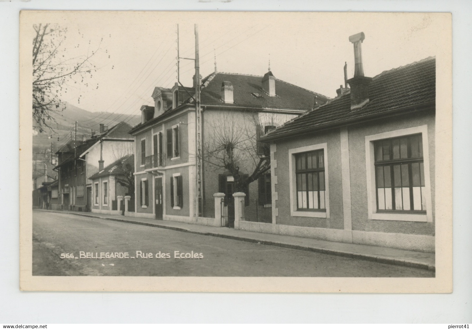BELLEGARDE SUR VALSERINE - Rue des Ecoles