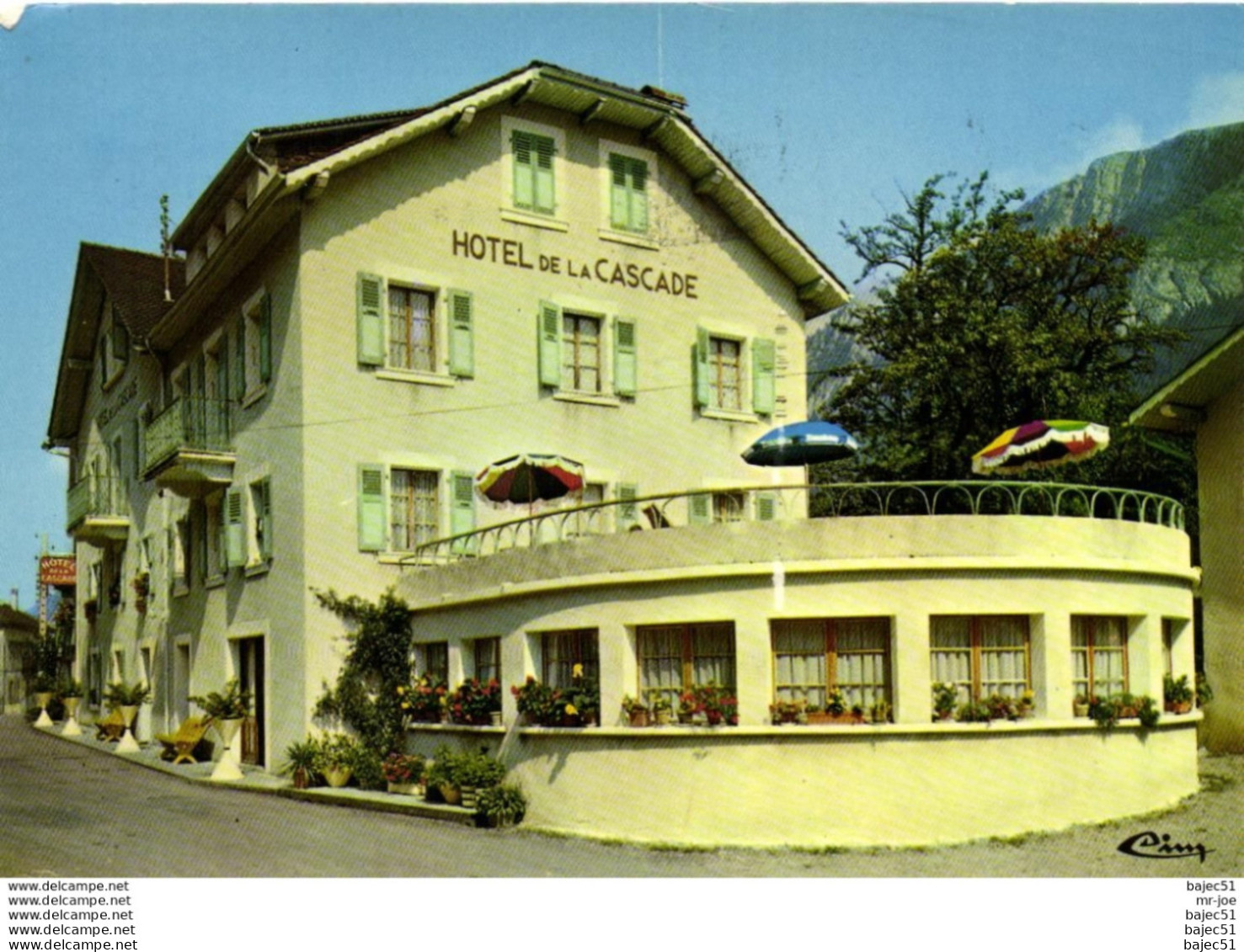 Bellevaux - hôtel de la cascade